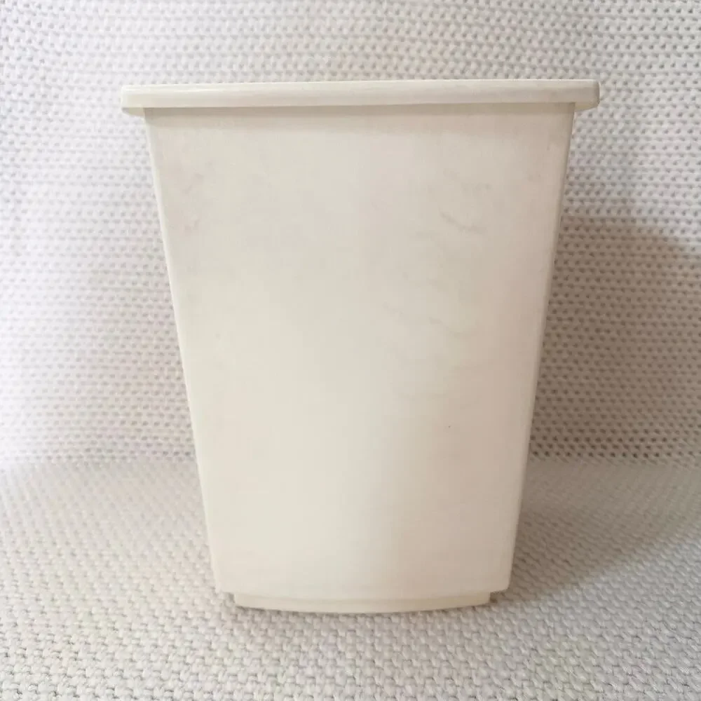 Vintage Lustro Ware MCM Plastic White Foil Silver Gerber Daisy Trash Basket Bin